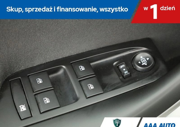 Opel Astra cena 44000 przebieg: 91940, rok produkcji 2017 z Dobczyce małe 211